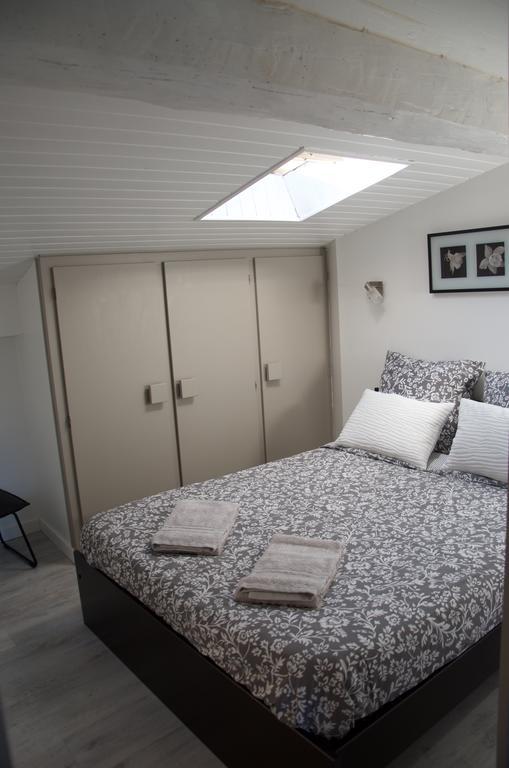 L'Escale D'Aquitaine Apartment Bordeaux Bilik gambar