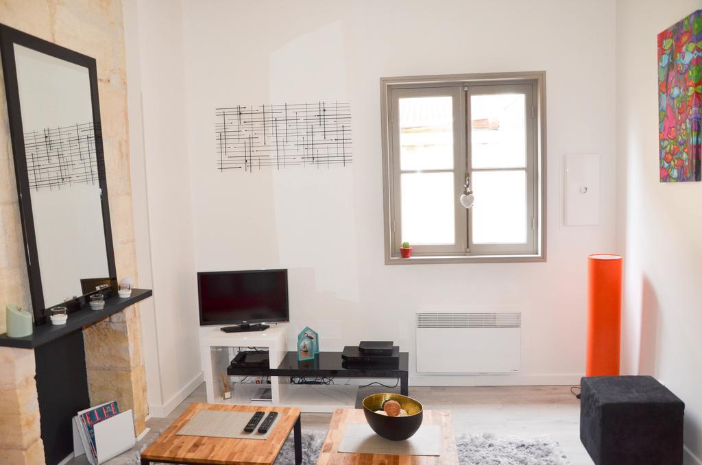L'Escale D'Aquitaine Apartment Bordeaux Bilik gambar