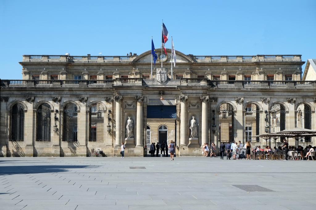 L'Escale D'Aquitaine Apartment Bordeaux Luaran gambar